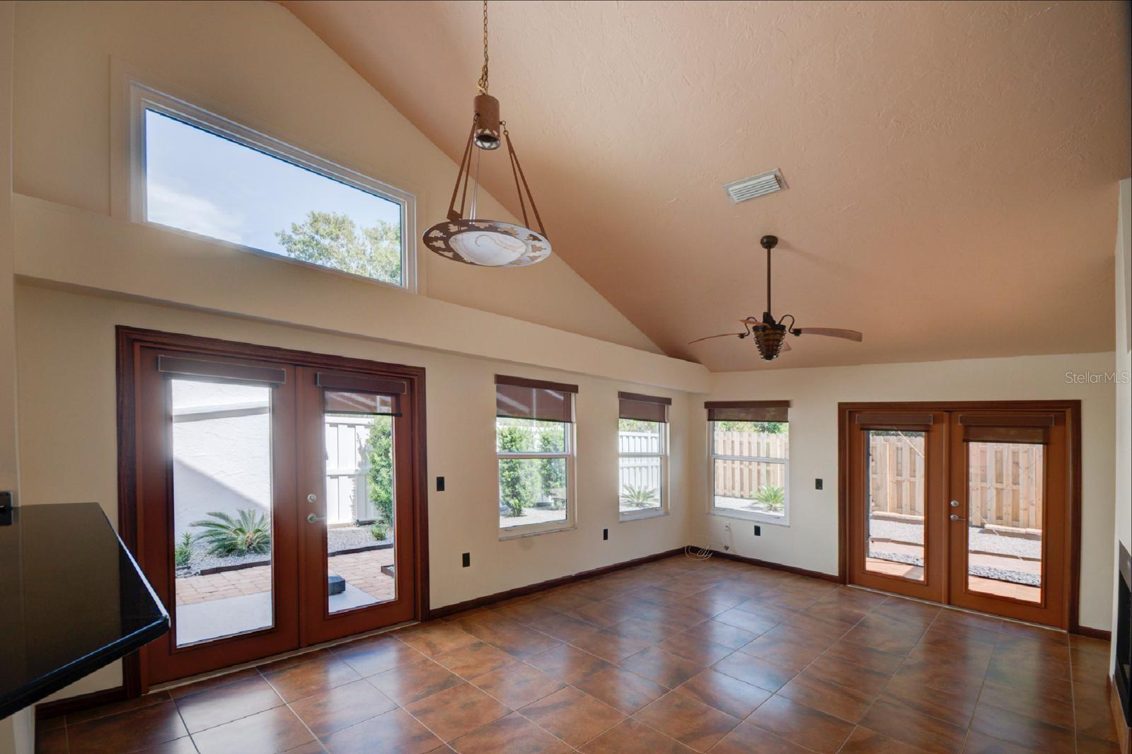 7806 ONTARIO STREET CIRCLE 7806