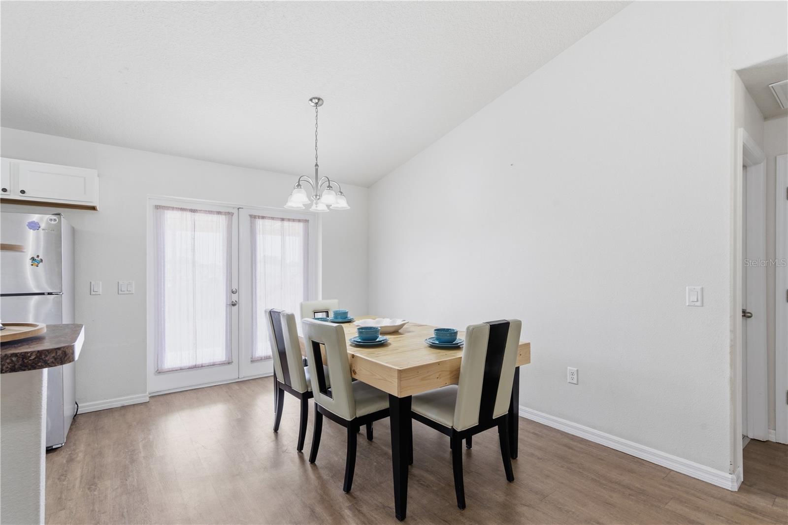 001052 - INVERNESS VILLAGE UNIT 4 - Residential