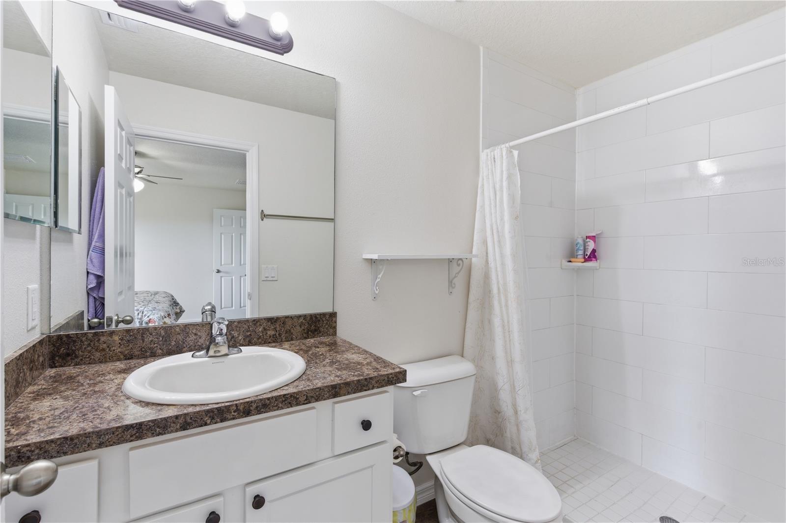 001052 - INVERNESS VILLAGE UNIT 4 - Residential