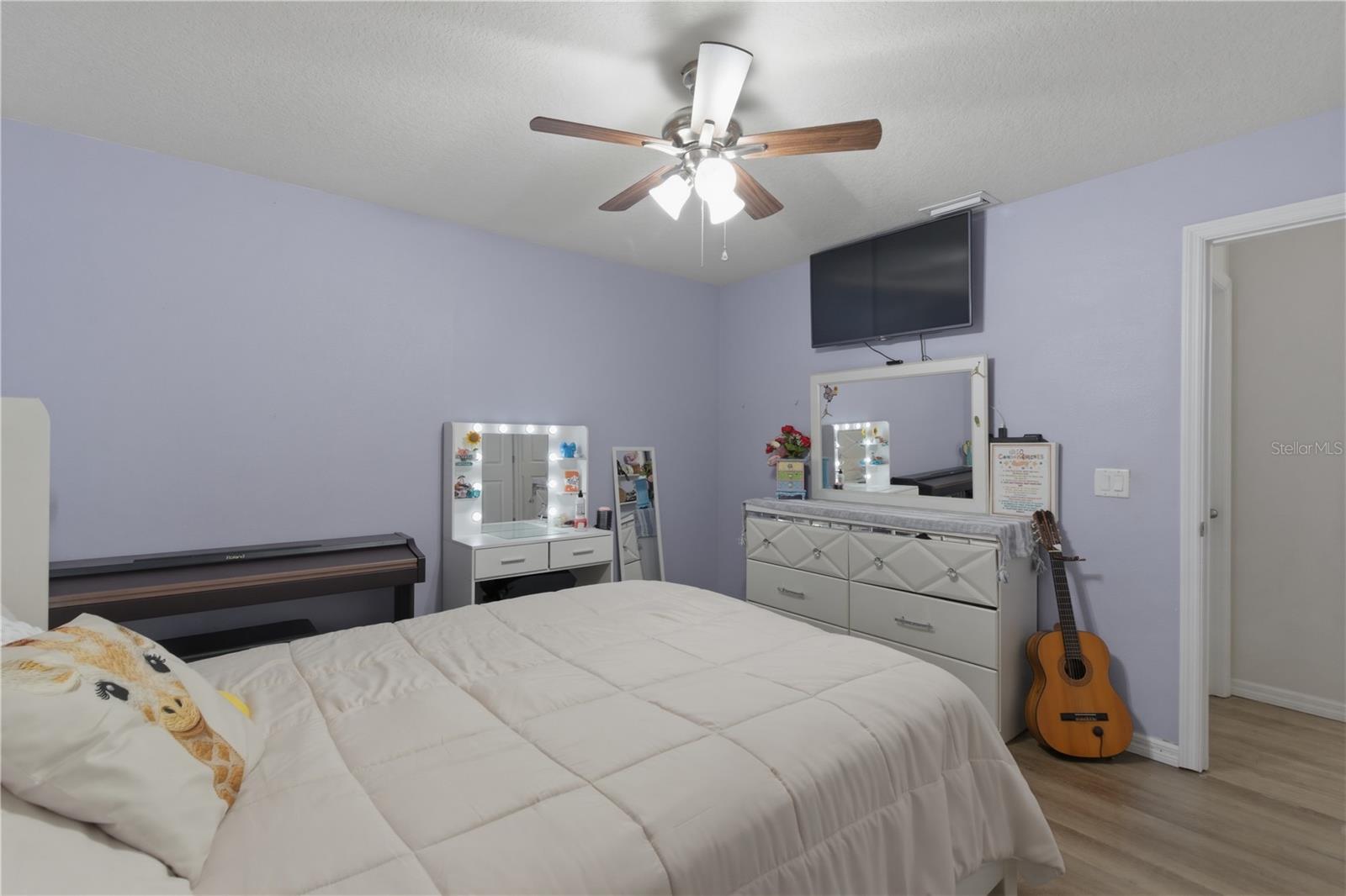 001052 - INVERNESS VILLAGE UNIT 4 - Residential