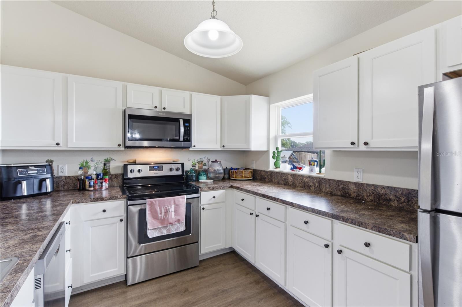 001052 - INVERNESS VILLAGE UNIT 4 - Residential