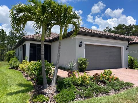 A home in NORTH PORT