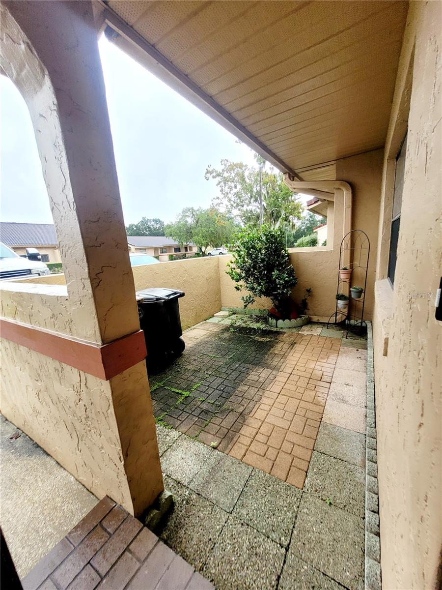 3452 SW 19TH PLACE