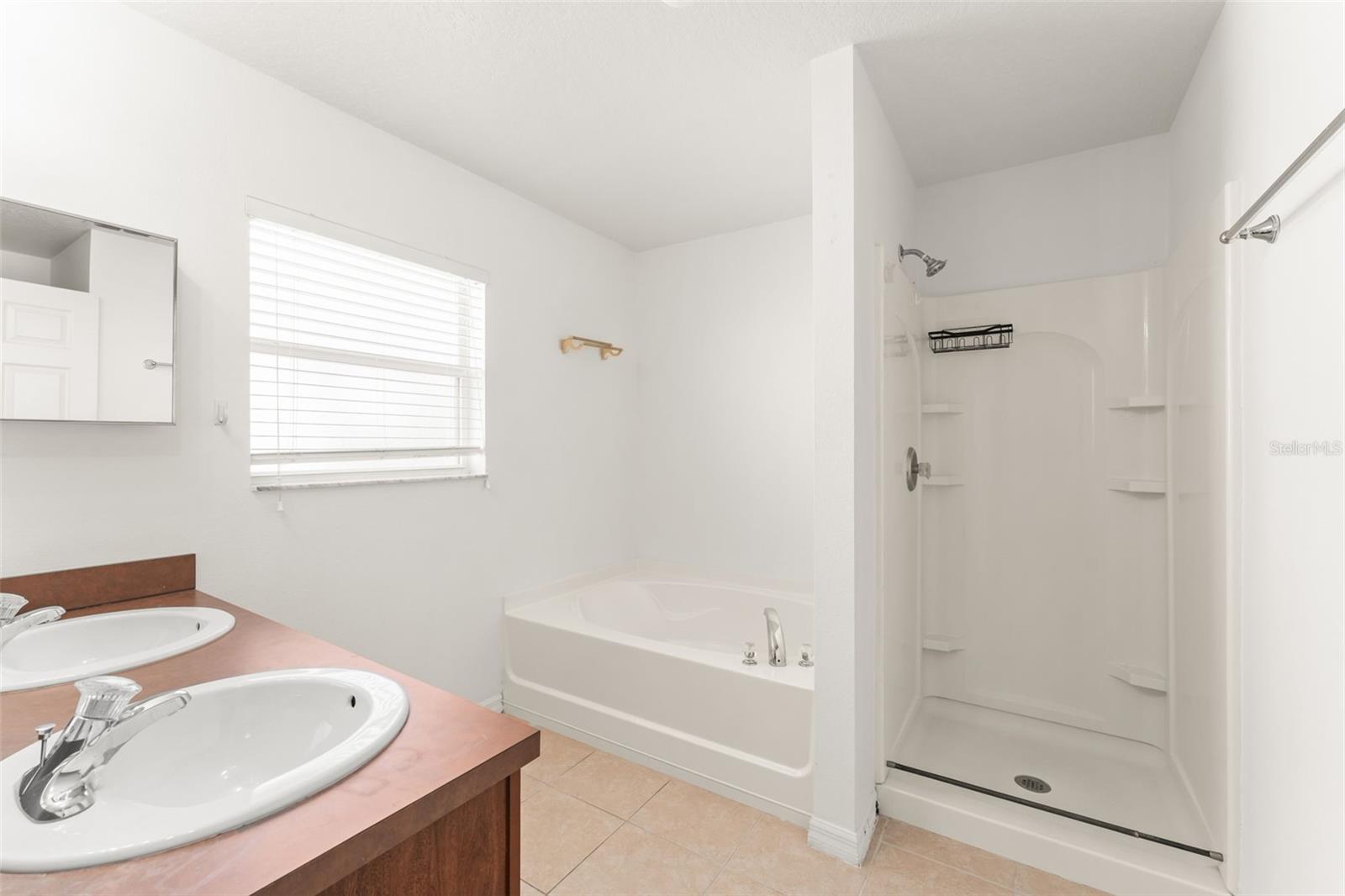 WATERFORD TRLS PH 2 EAST VILLAGE - Residential