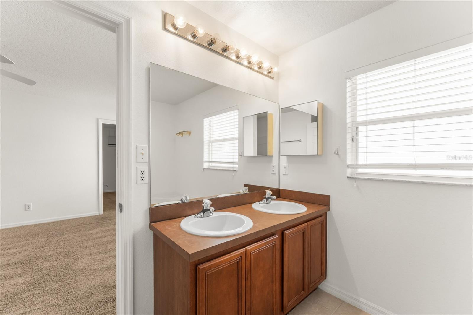 WATERFORD TRLS PH 2 EAST VILLAGE - Residential