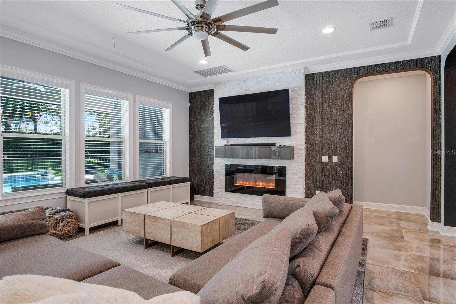 WATERSIDE/JOHNS LAKE PH 1 - Residential