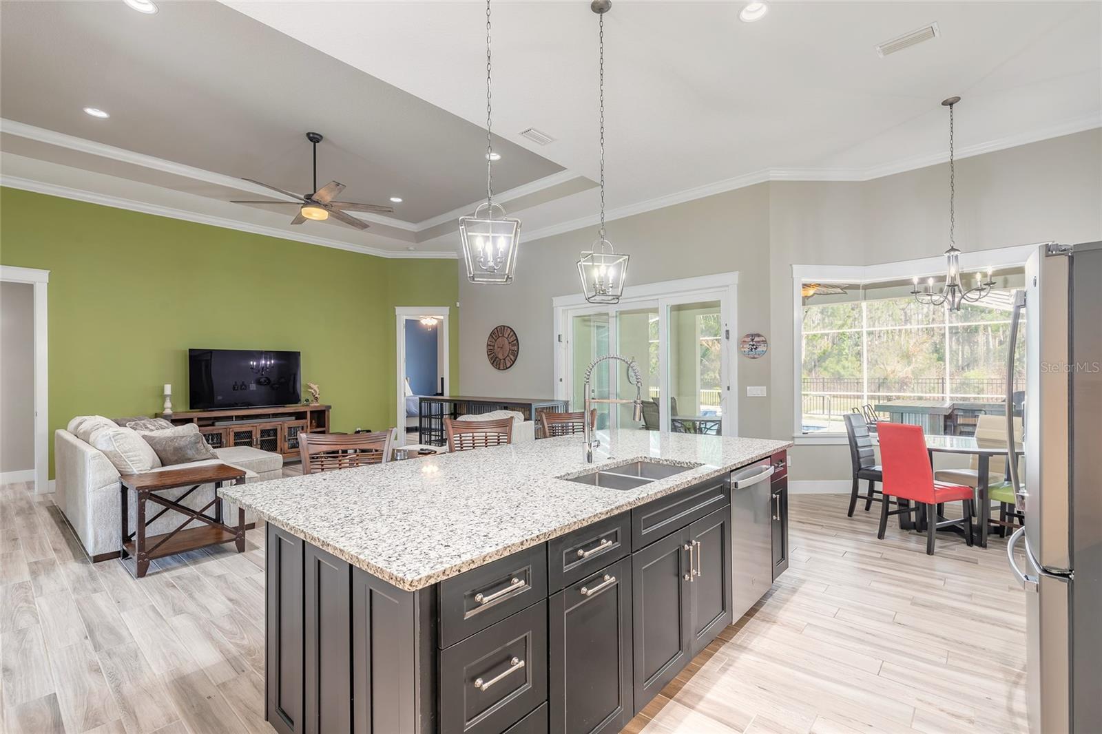 VERANO/VENETIAN BAY - Residential