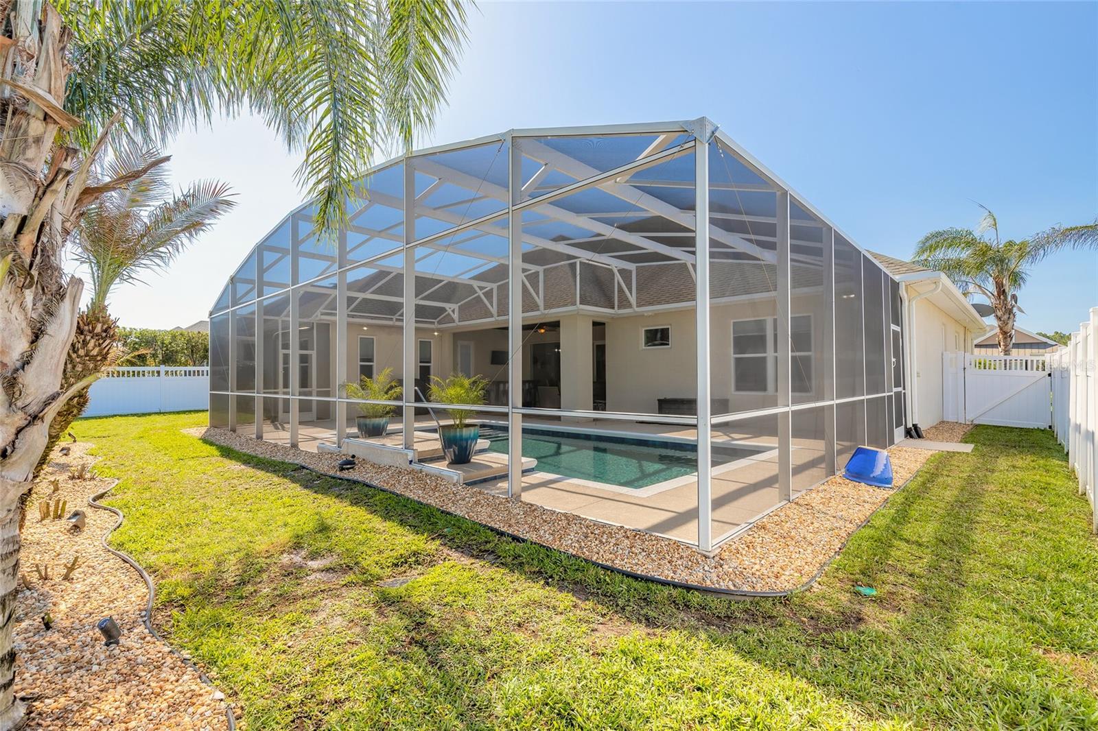 VERANO/VENETIAN BAY - Residential