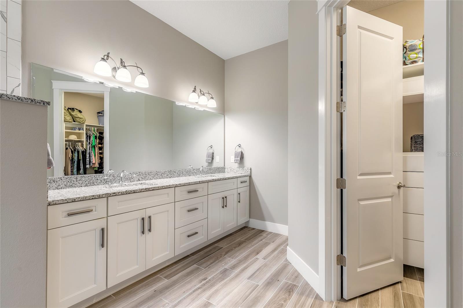 VERANO/VENETIAN BAY - Residential