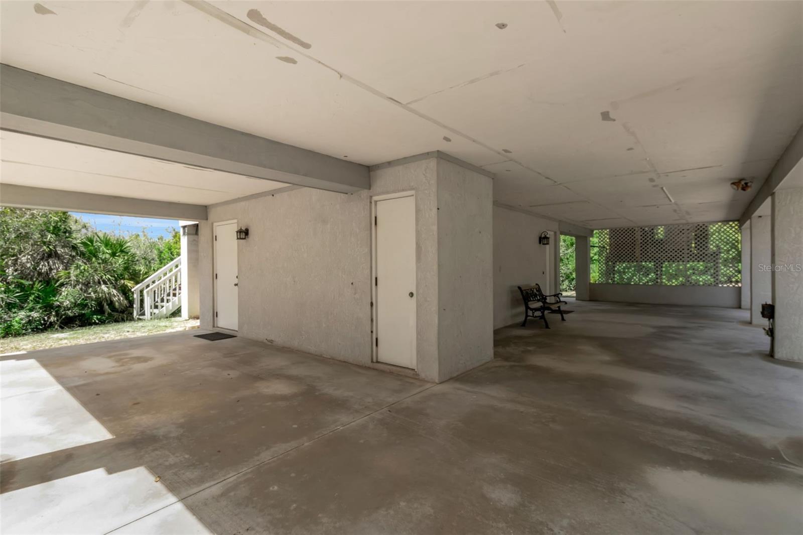 SOUTH VENICE SHORES - Residential