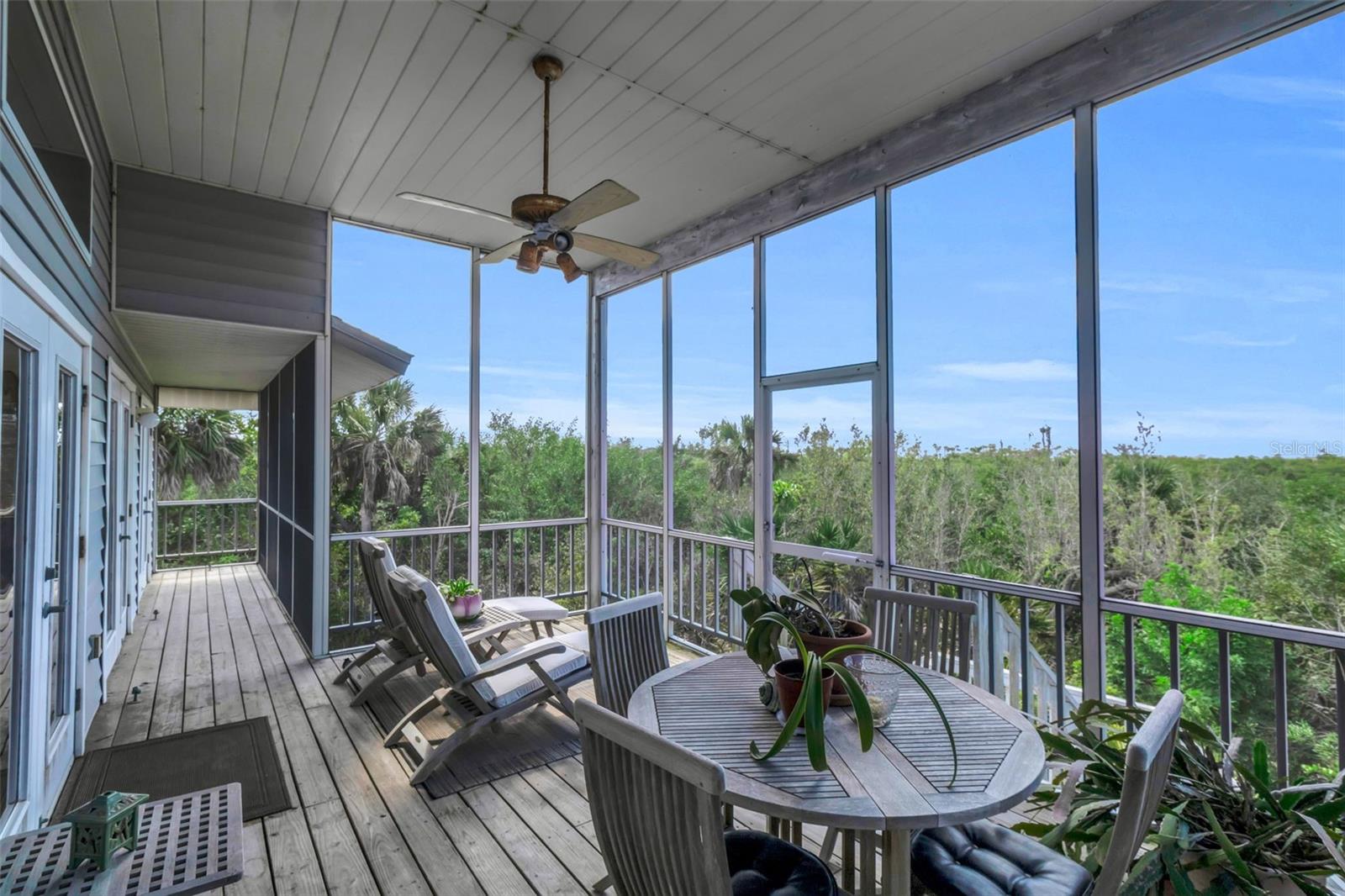 SOUTH VENICE SHORES - Residential