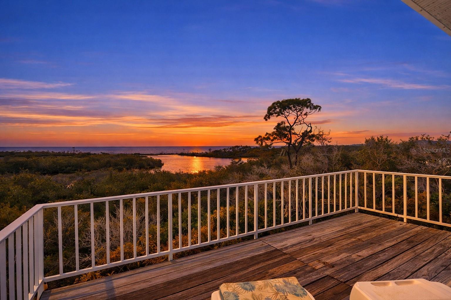 SOUTH VENICE SHORES - Residential