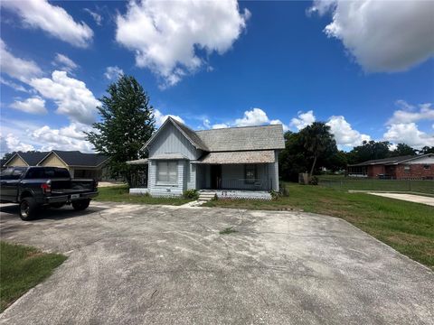 Photo of 1007 S Jackson Avenue, Bartow, FL 33830 (MLS # P4938893)