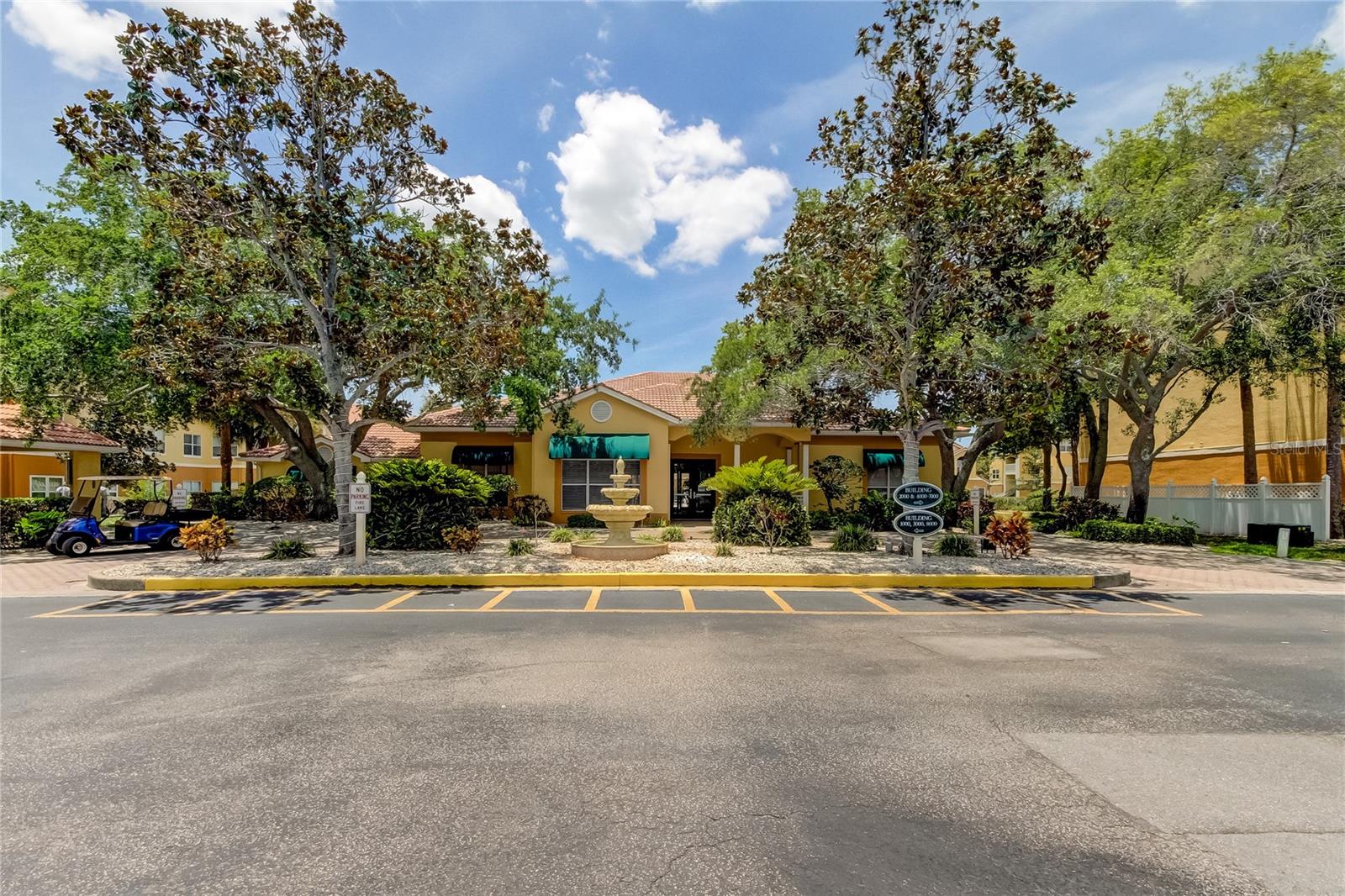 BEACHWAY CONDOS - Residential