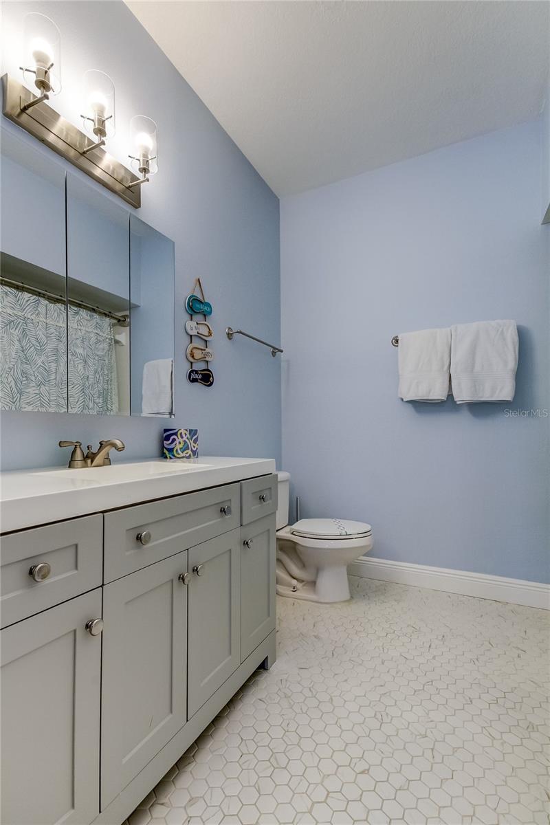 BEACHWAY CONDOS - Residential