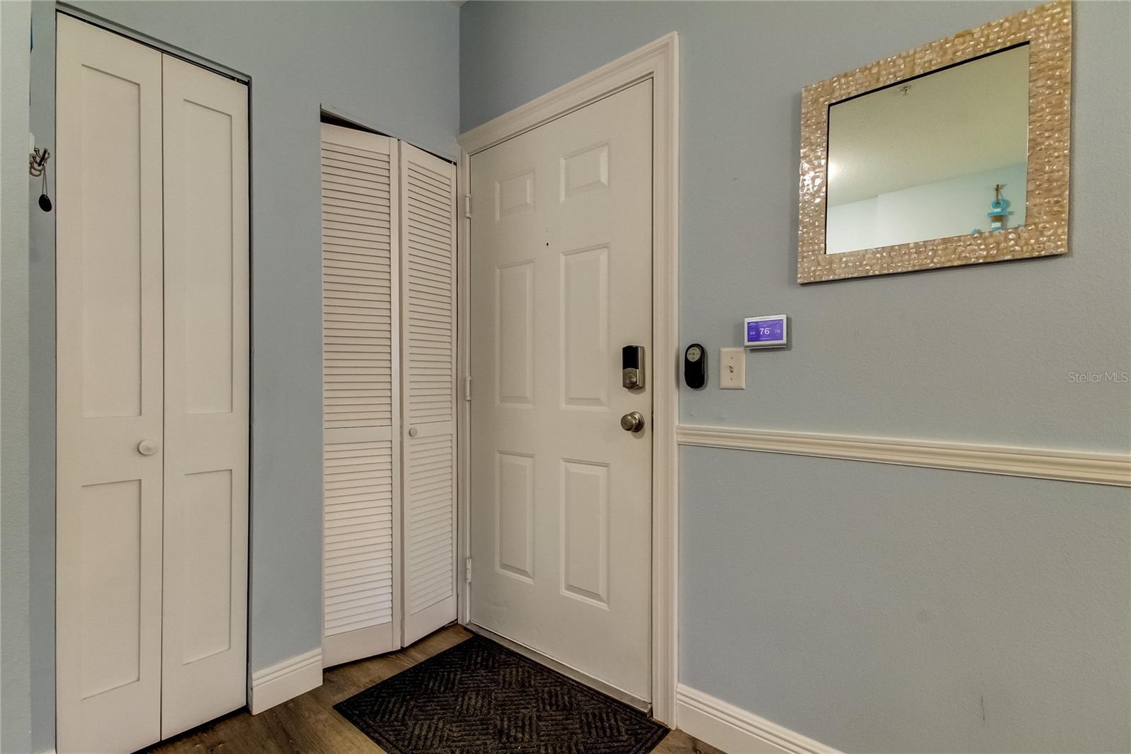 BEACHWAY CONDOS - Residential