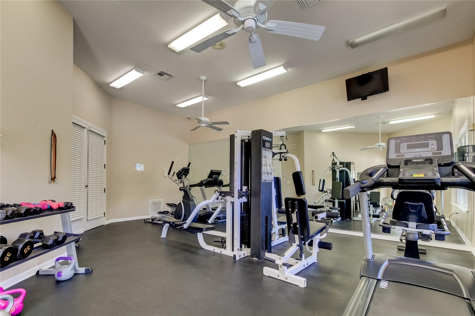 BEACHWAY CONDOS - Residential