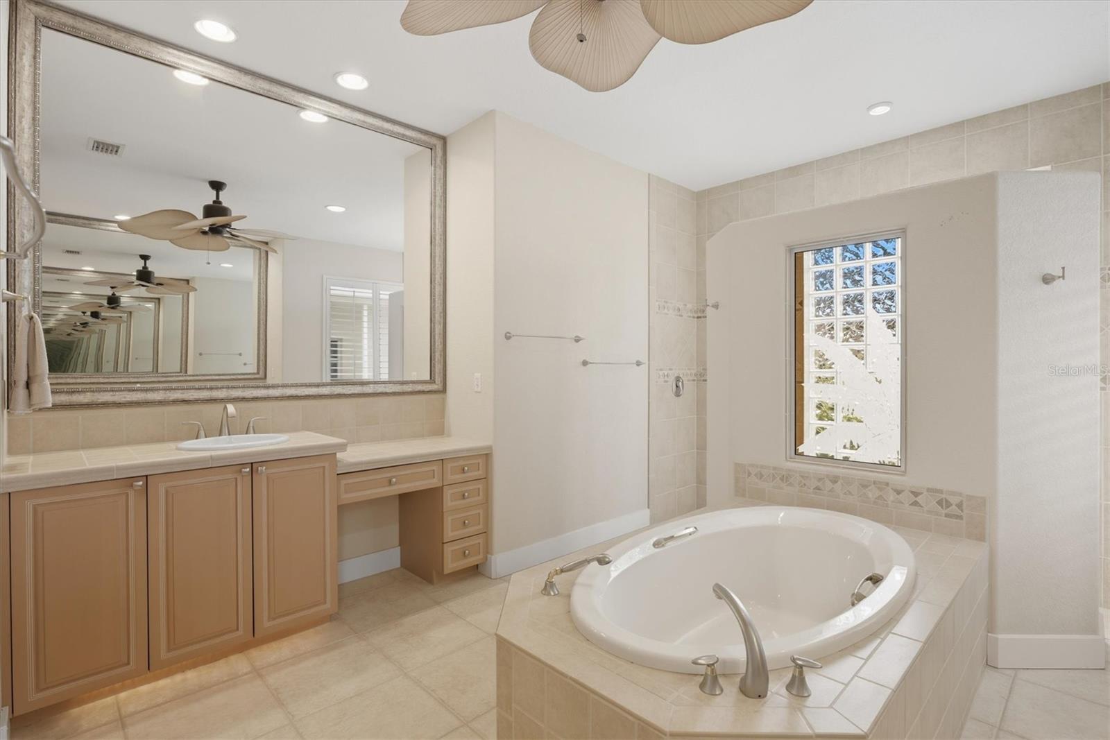 PUNTA GORDA ISLES SEC 12 - Residential