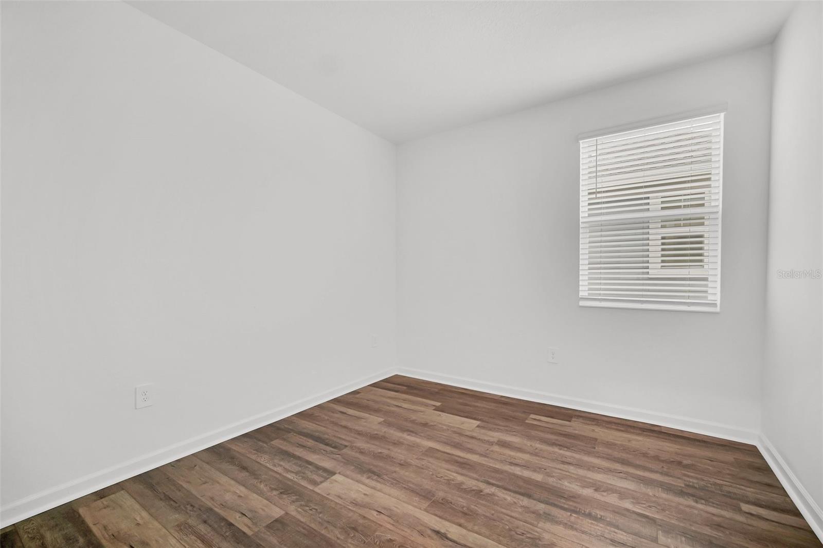 STOREY GROVE PH 5 - Residential Lease