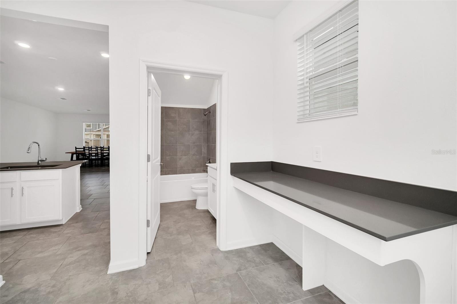 STOREY GROVE PH 5 - Residential Lease