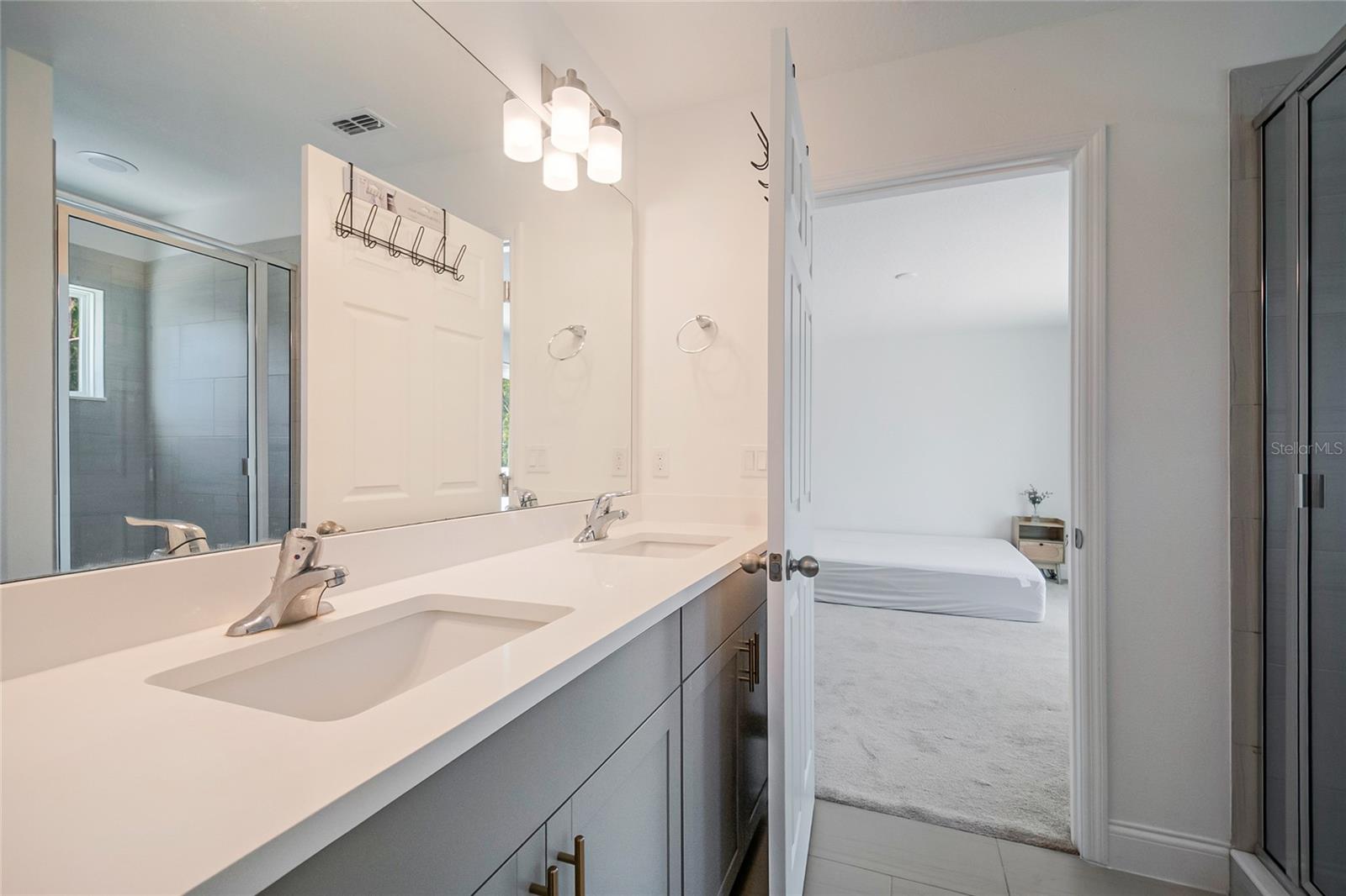 BLUE DIAMOND - Residential