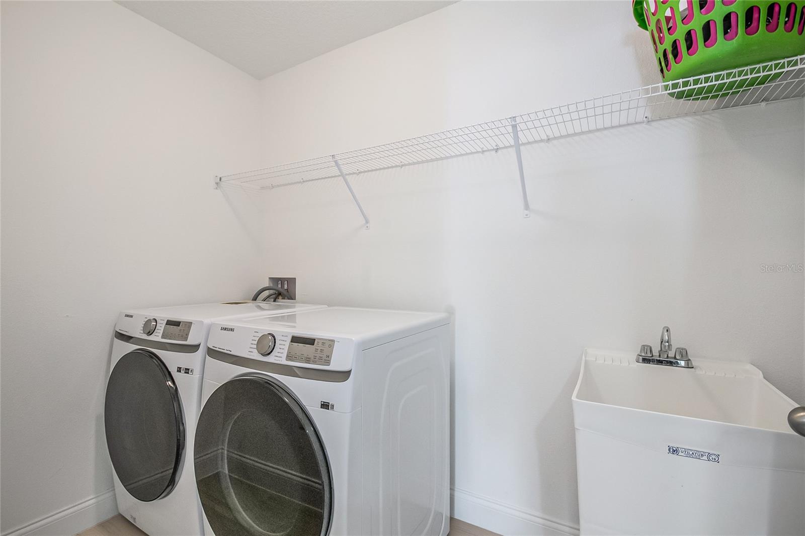 BLUE DIAMOND - Residential