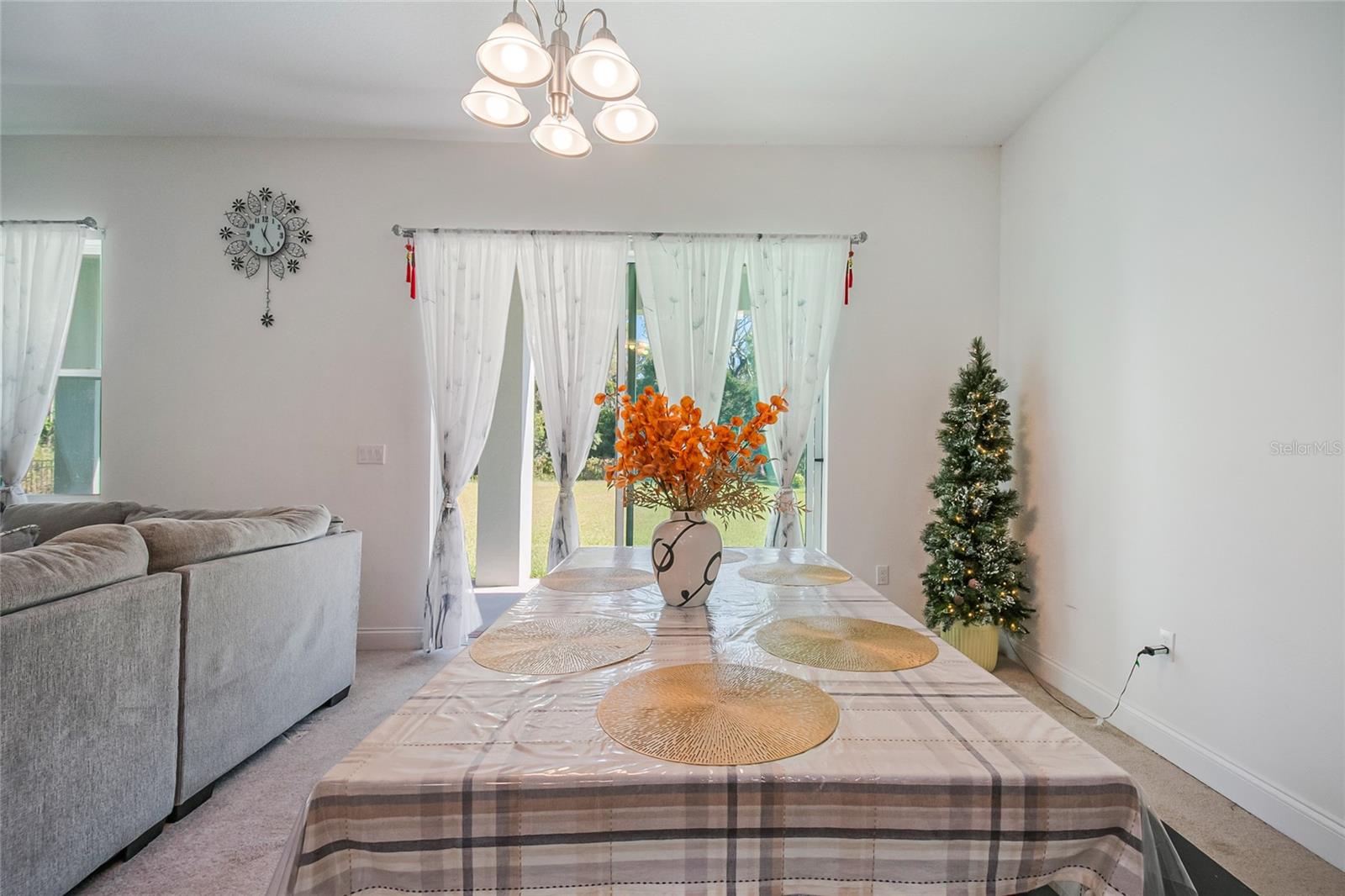 BLUE DIAMOND - Residential