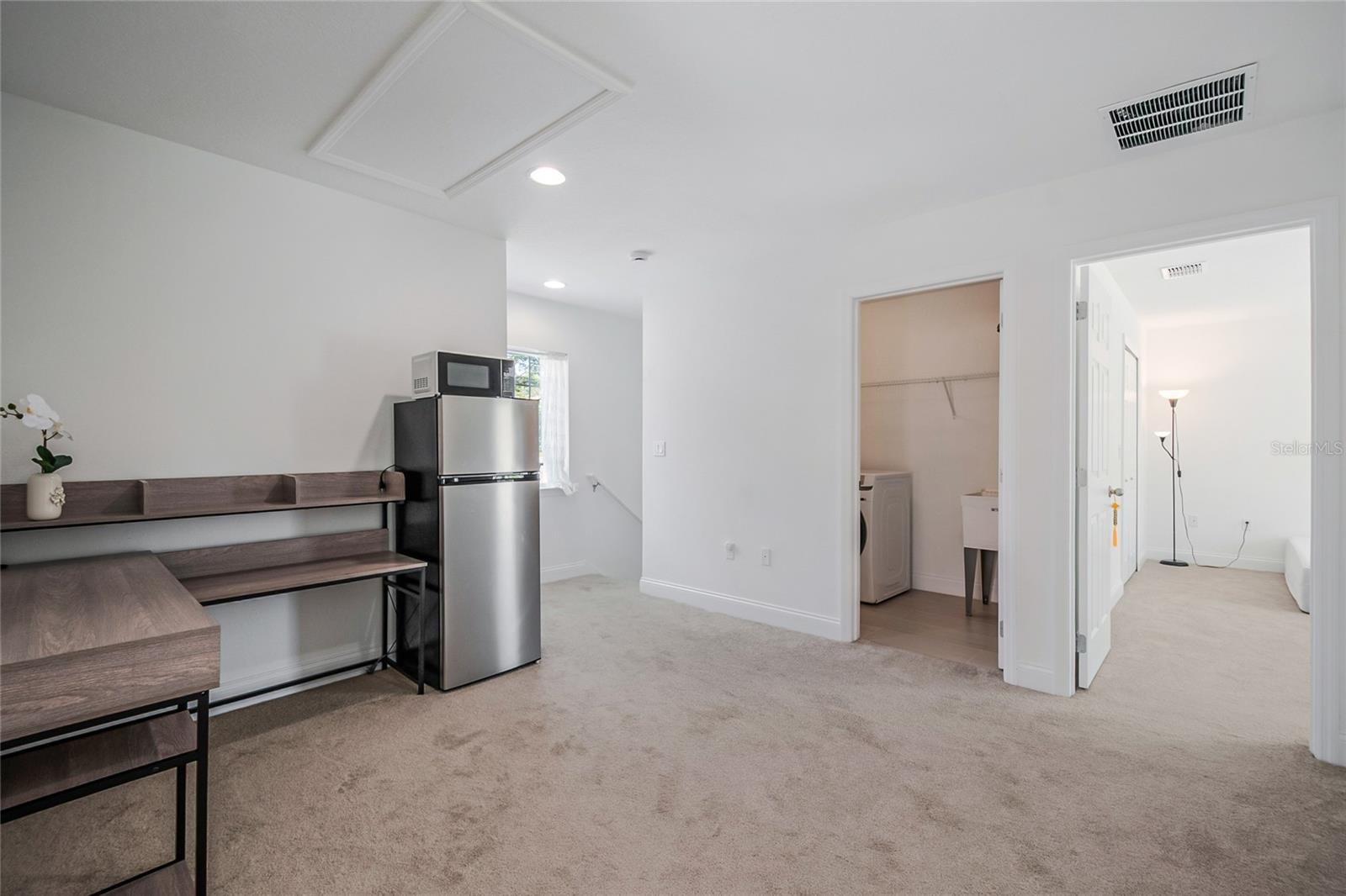 BLUE DIAMOND - Residential