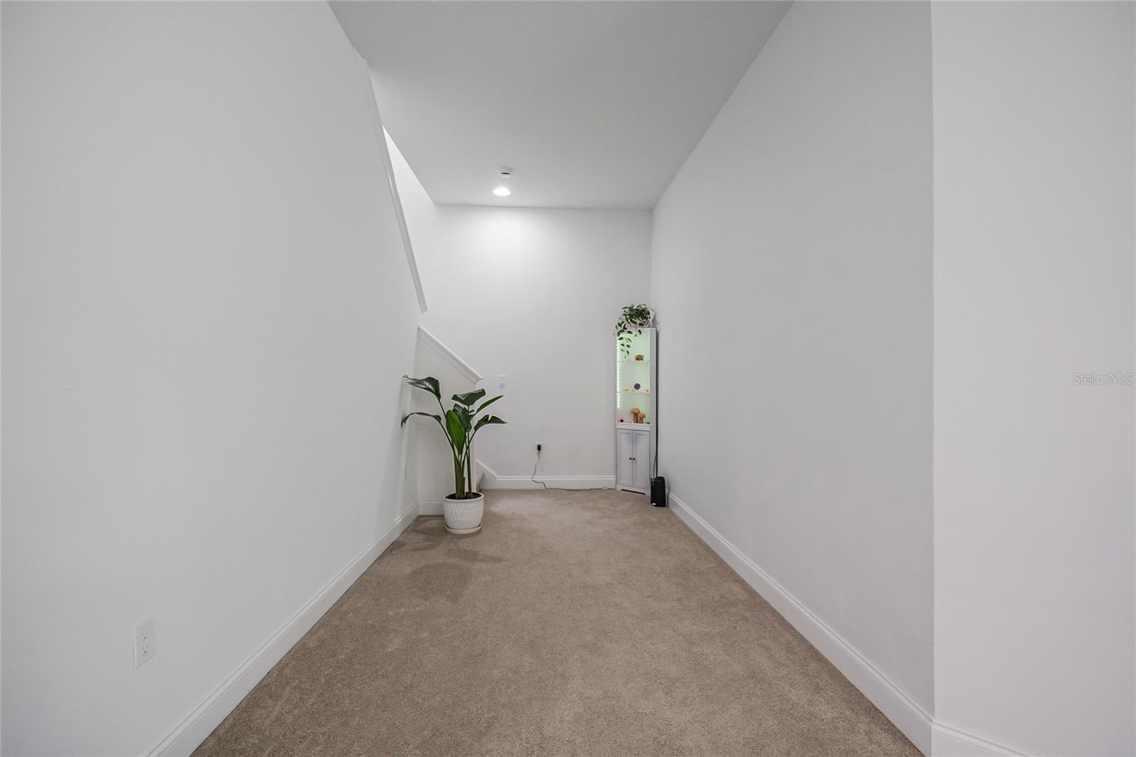 BLUE DIAMOND - Residential