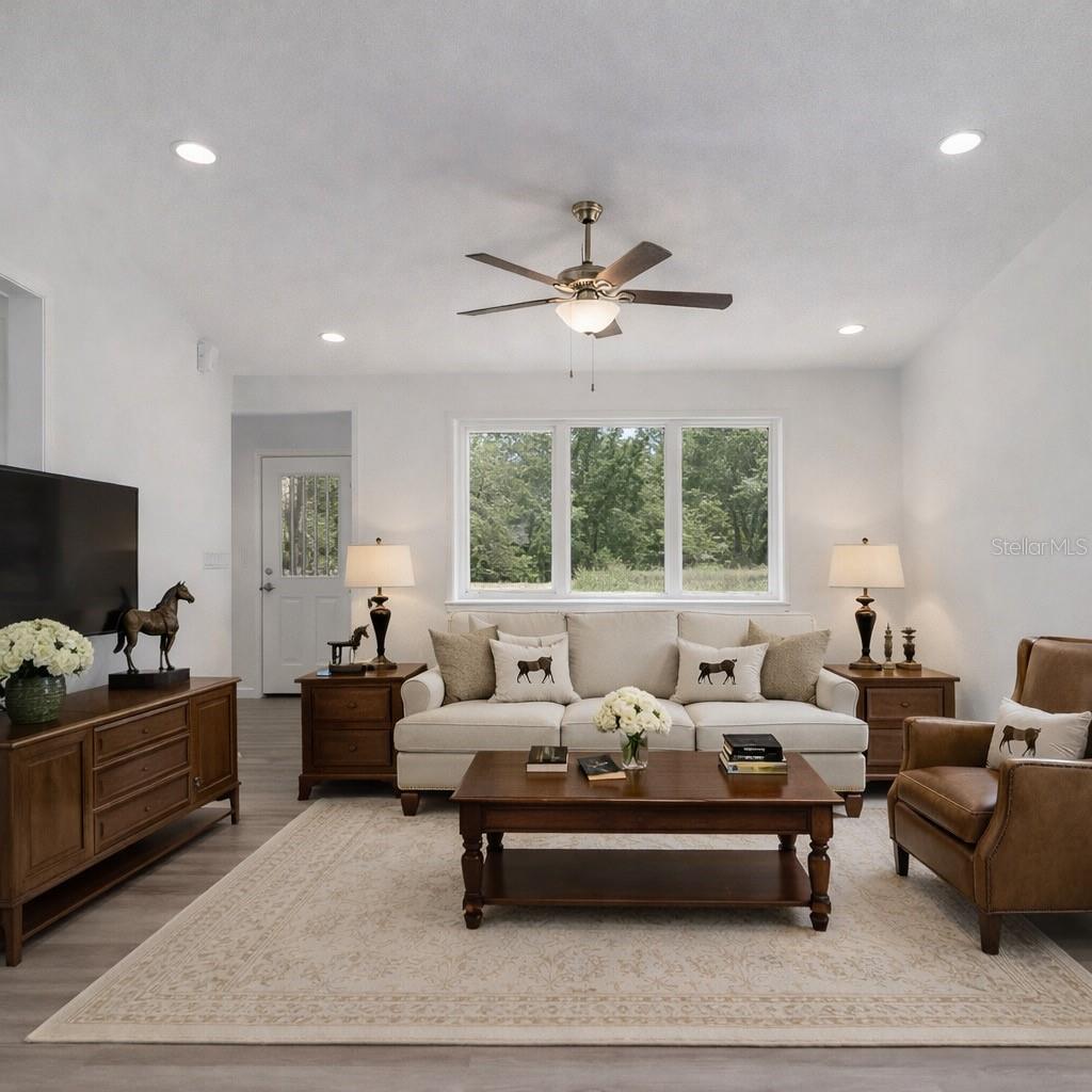 RAINBOW LAKES ESTATE - Residential