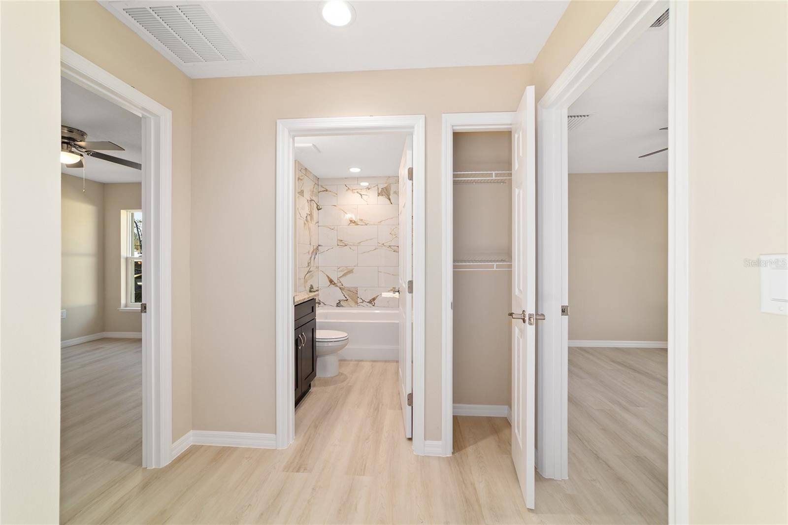 RAINBOW LAKES ESTATE - Residential