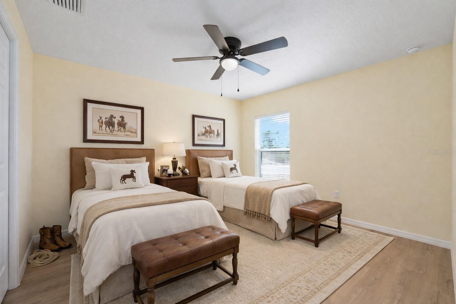 RAINBOW LAKES ESTATE - Residential