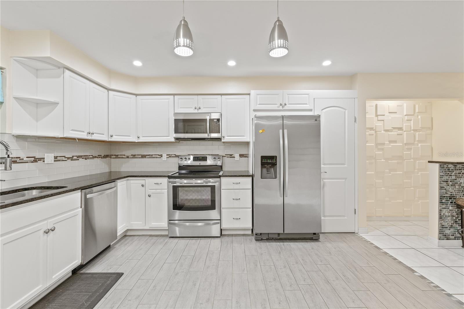 RAMBLEWOOD ACRES - Residential