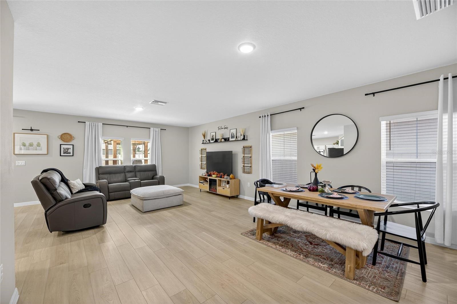PASADENA POINT PH 1 - Residential