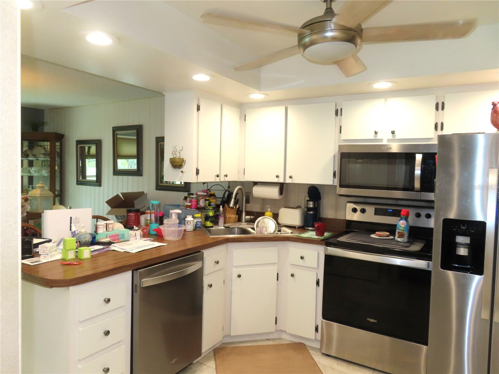 225 COUNTRY CLUB DRIVE C225