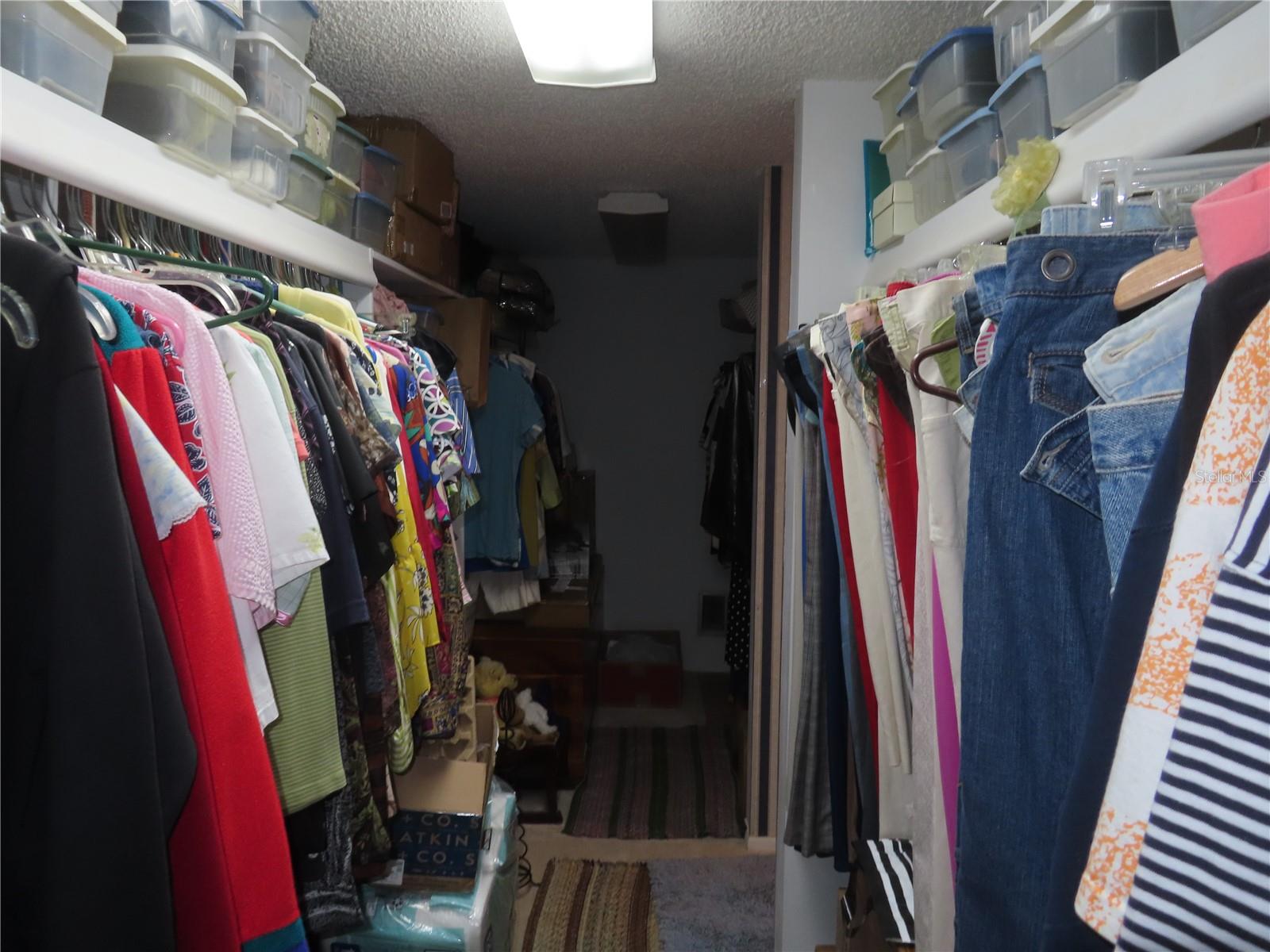 PENTHOUSE GREENS - Residential