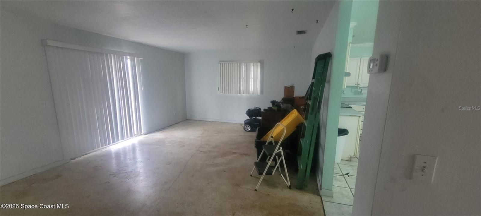 LAKEVIEW SHORES SEC E - Residential