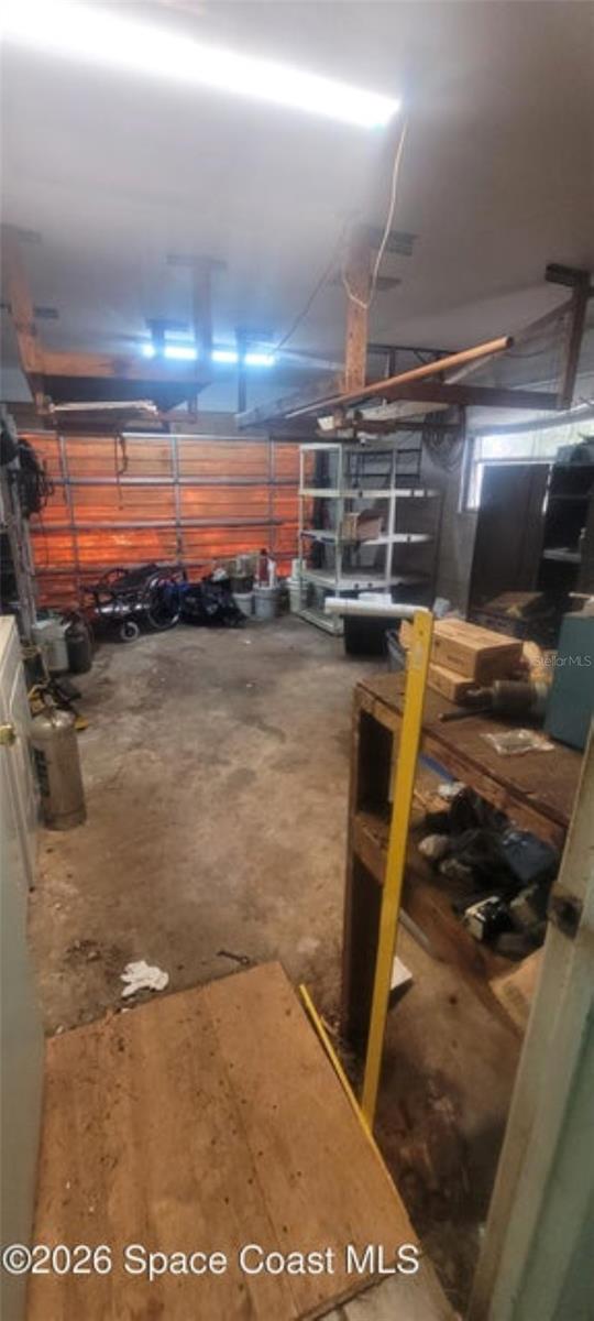 LAKEVIEW SHORES SEC E - Residential