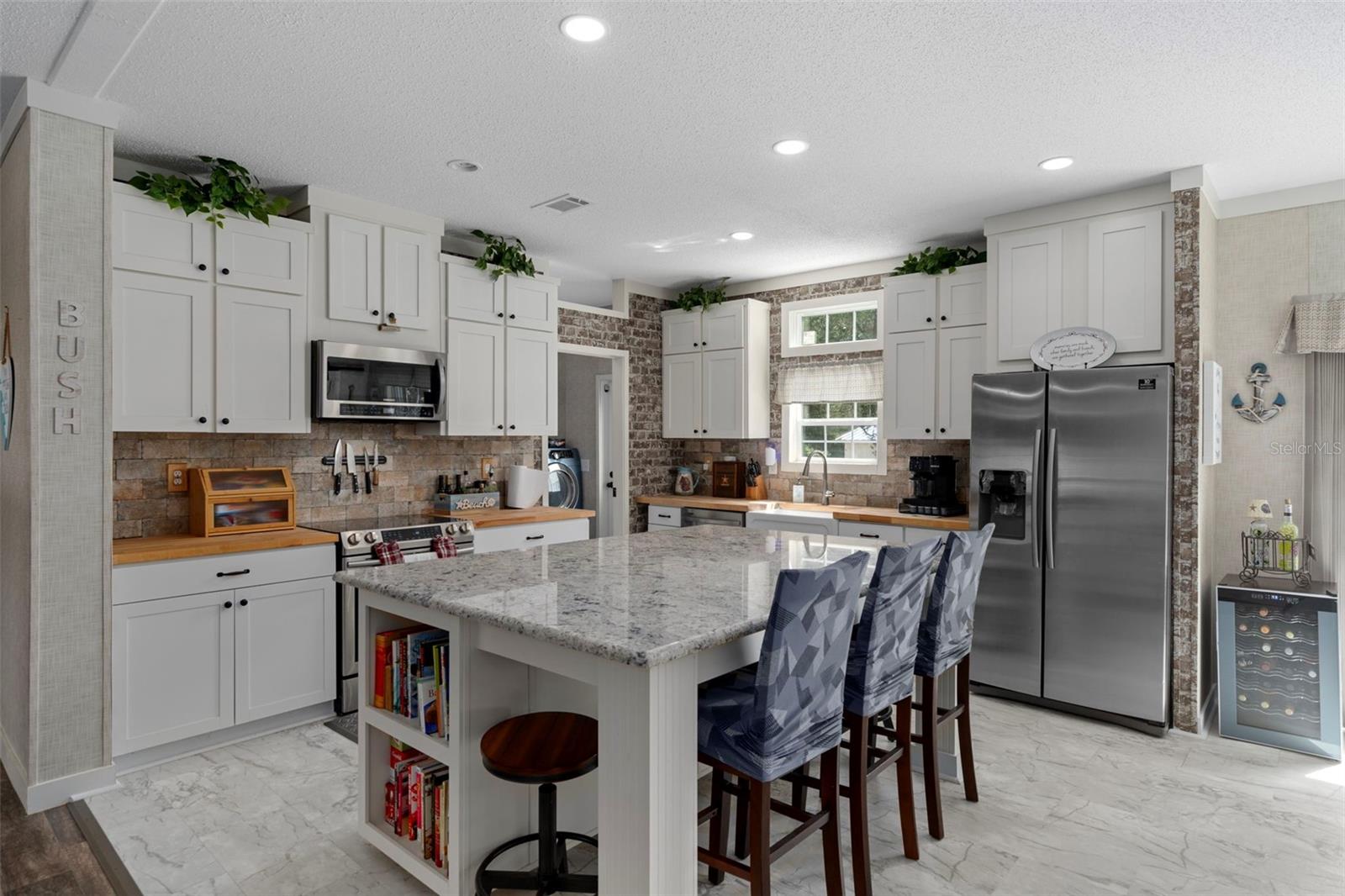 CRYSTAL HEIGHTS DEV CO SEC 02 - Residential