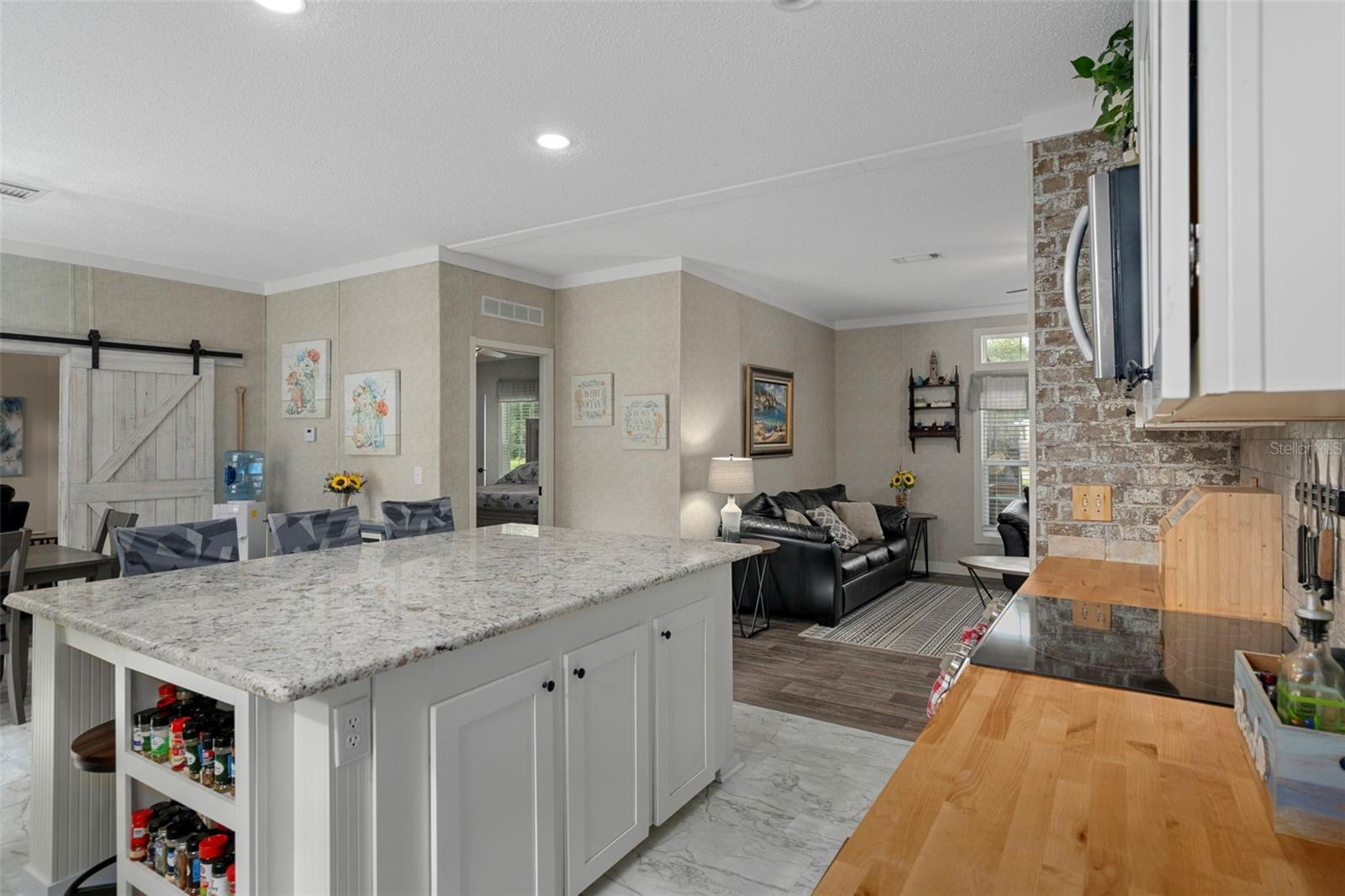 CRYSTAL HEIGHTS DEV CO SEC 02 - Residential