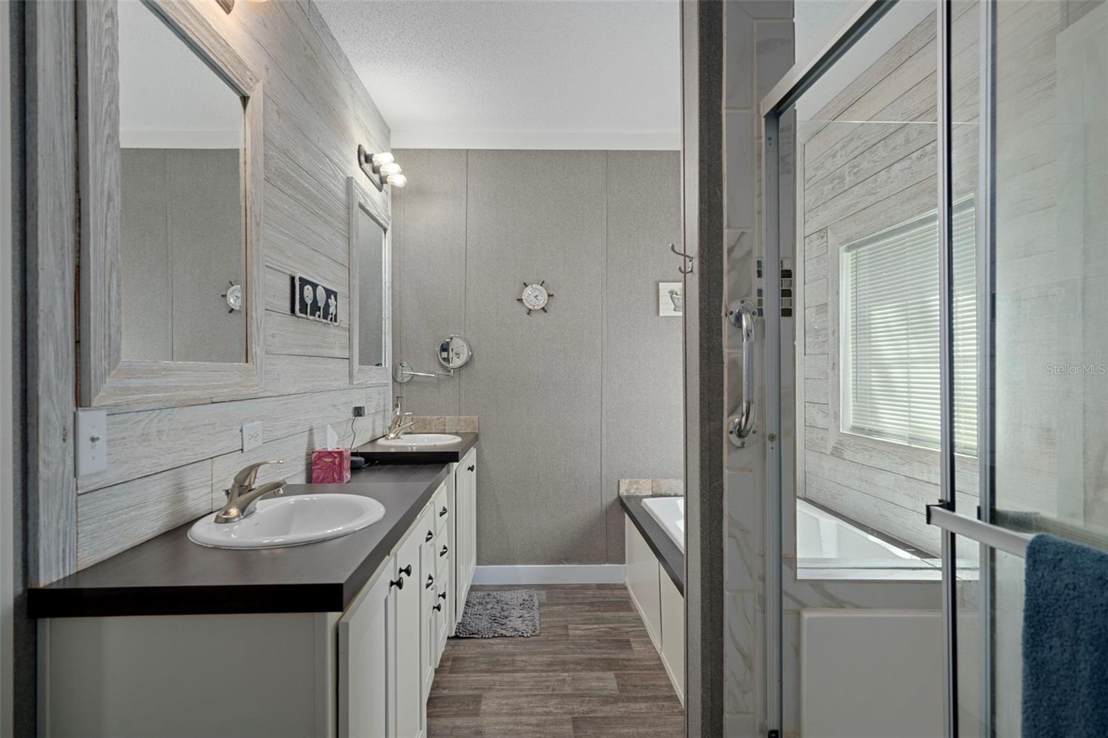 CRYSTAL HEIGHTS DEV CO SEC 02 - Residential