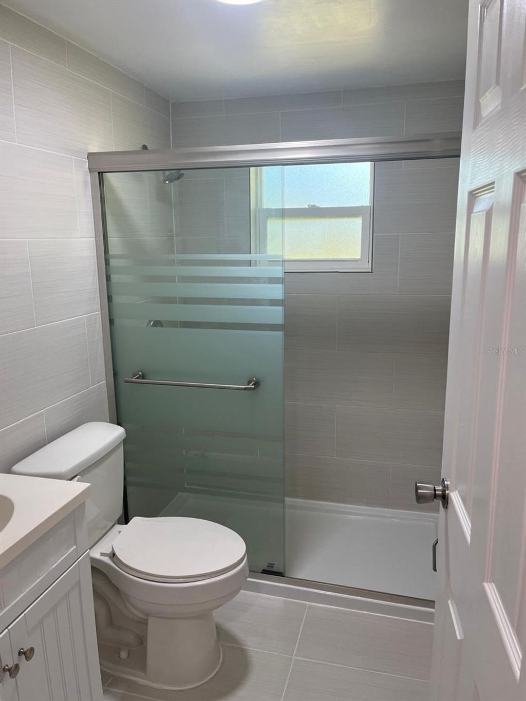 Photo of 1005 Dora Avenue, Tavares, FL 32778 (MLS # O6392847)