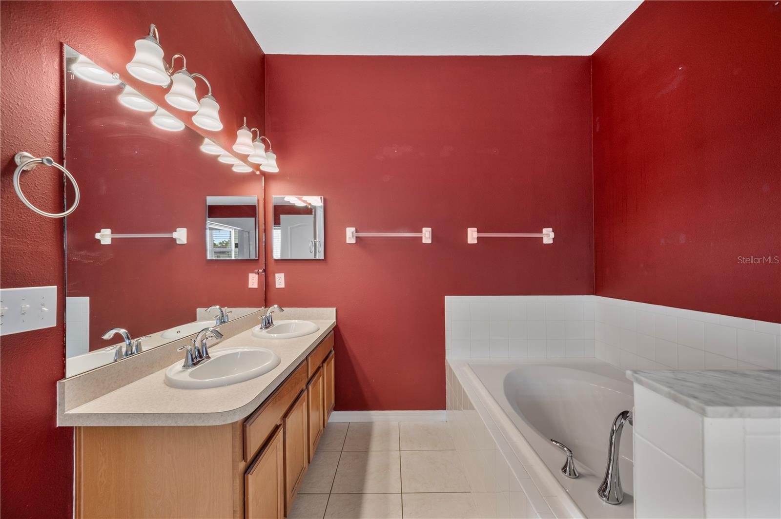 CEDARCREST - Residential