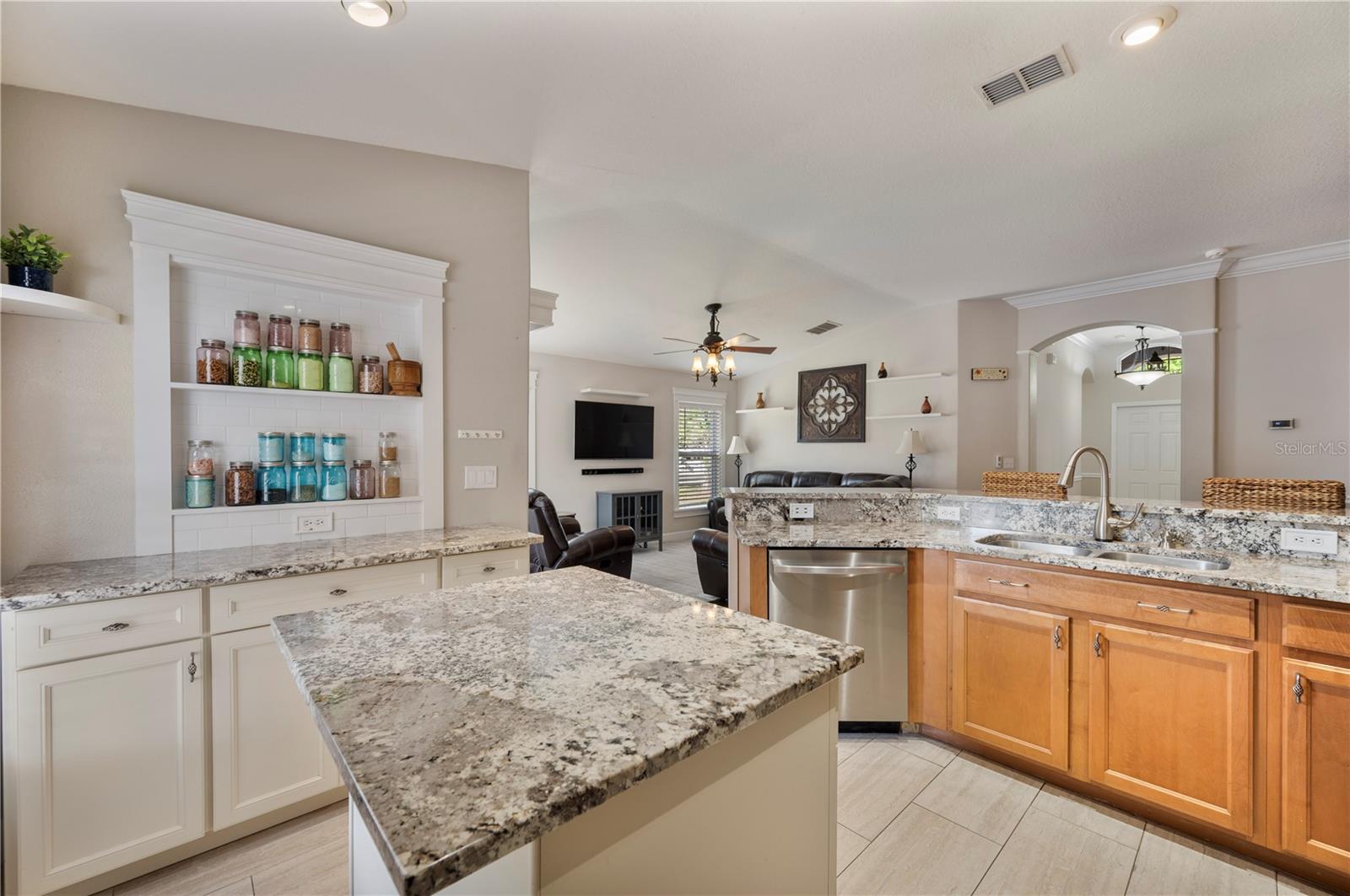 CEDARCREST - Residential