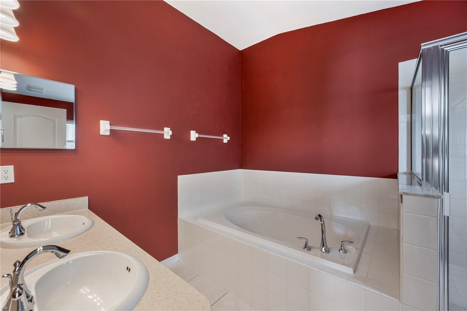 CEDARCREST - Residential