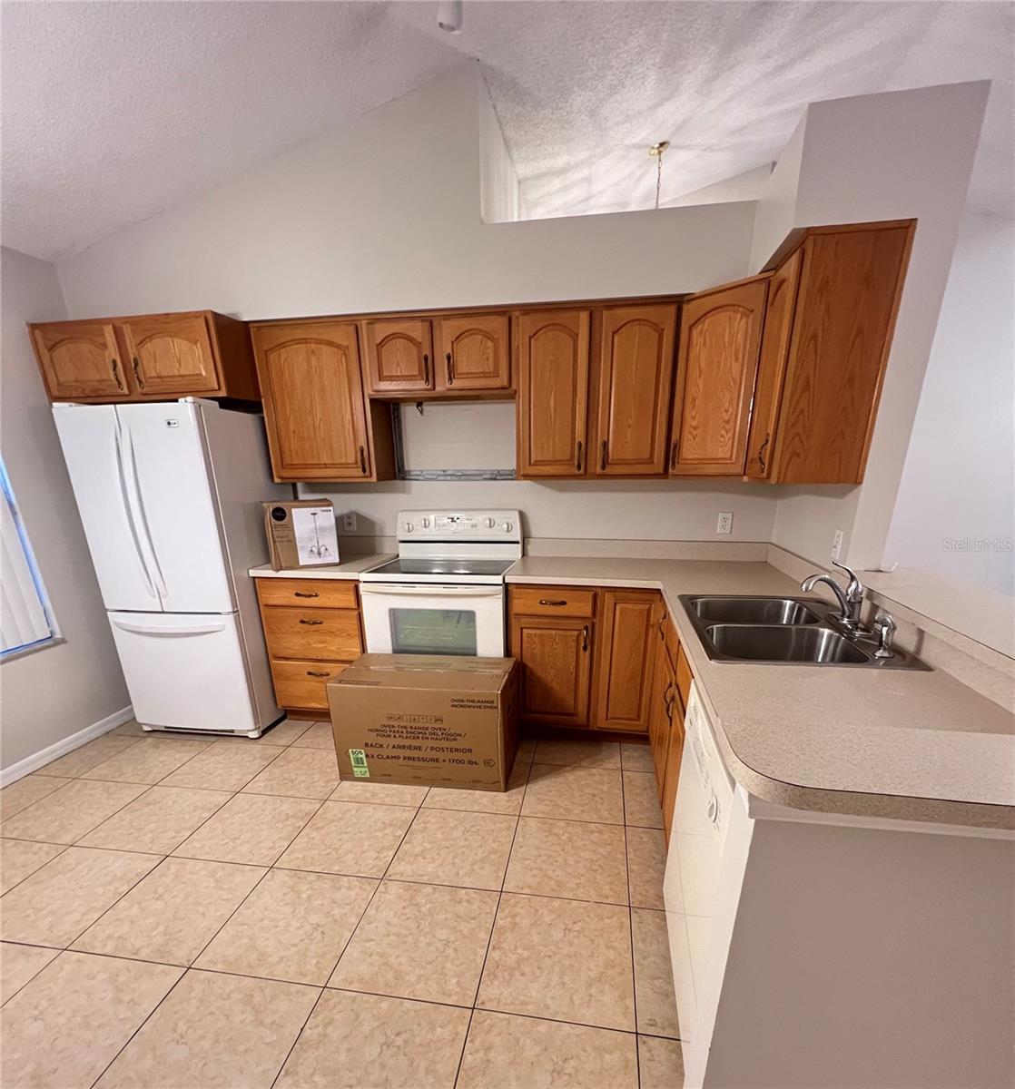 SILVER WOODS PH 05 - Residential