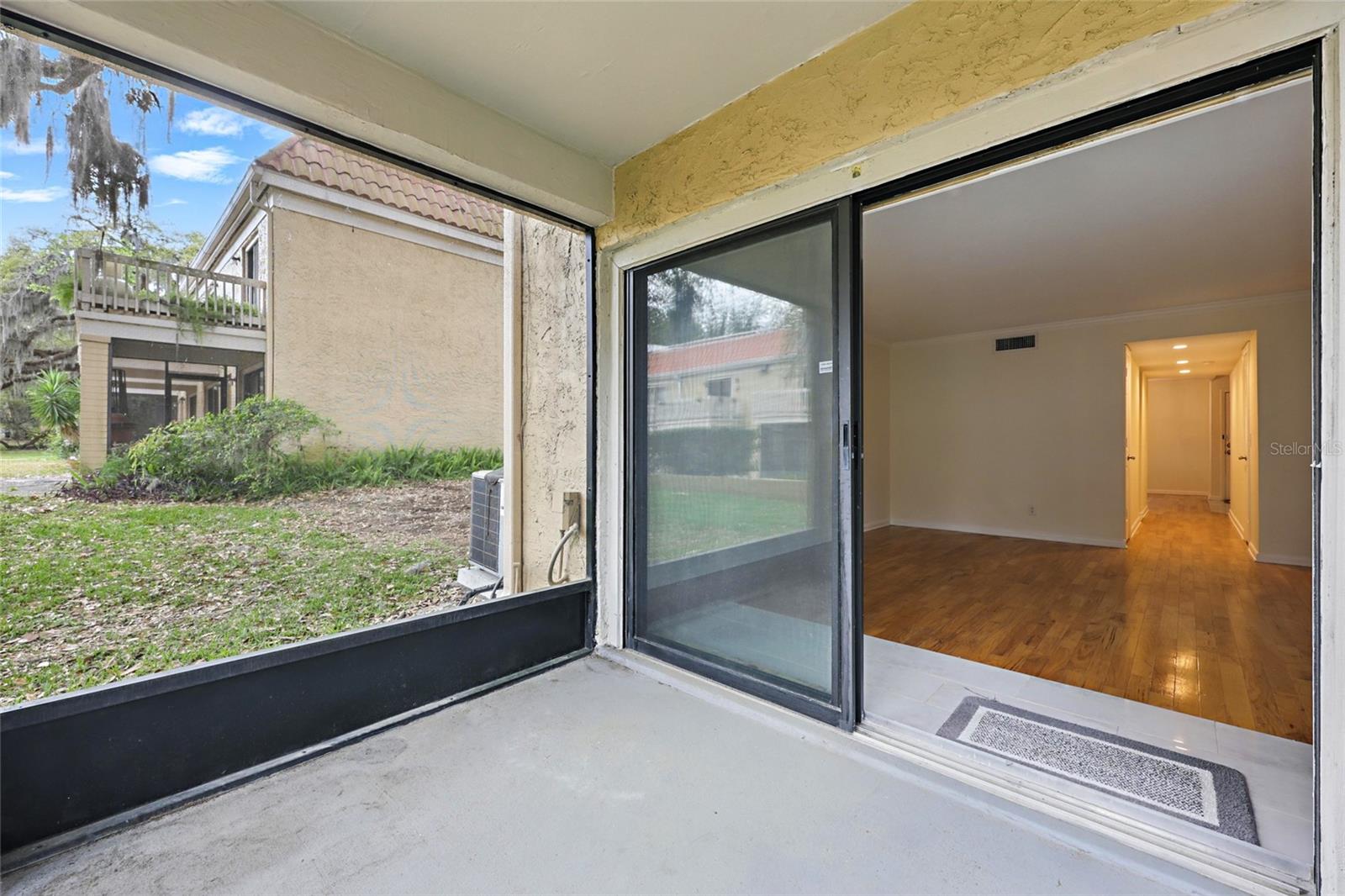 CARLTON AT OAK LANDING CONDO - Residential