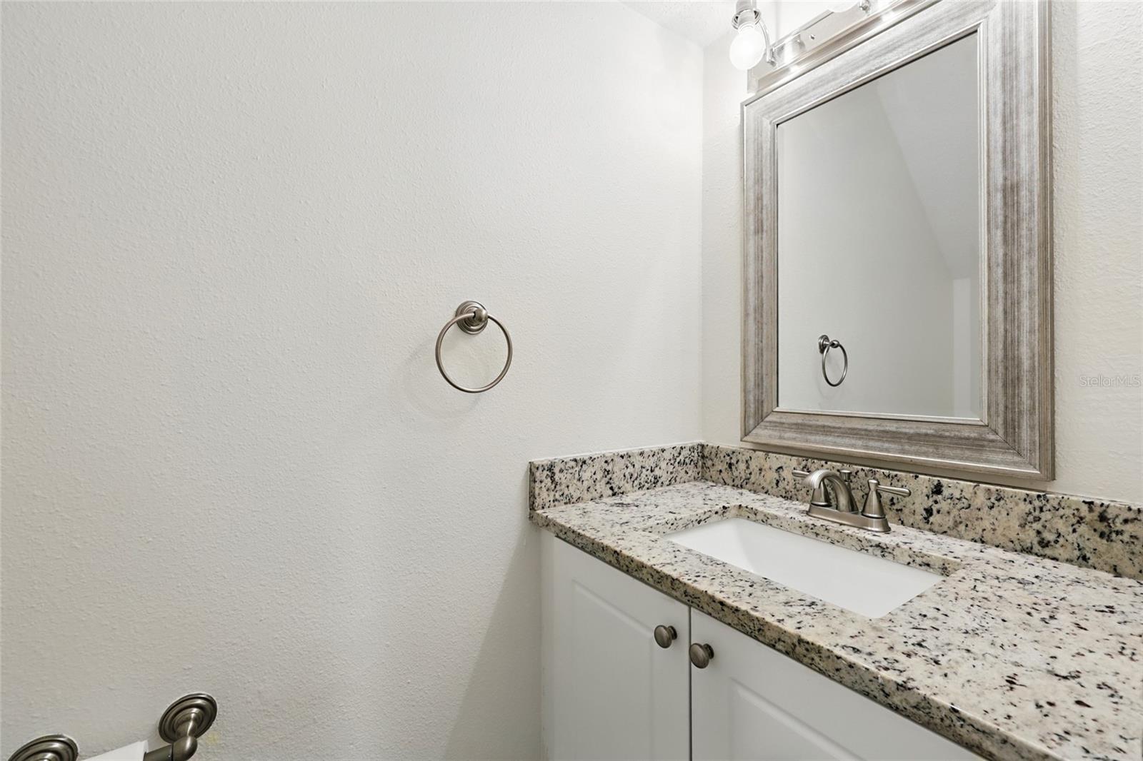 CARLTON AT OAK LANDING CONDO - Residential