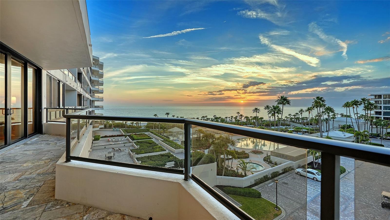 SANCTUARY IV - Residential