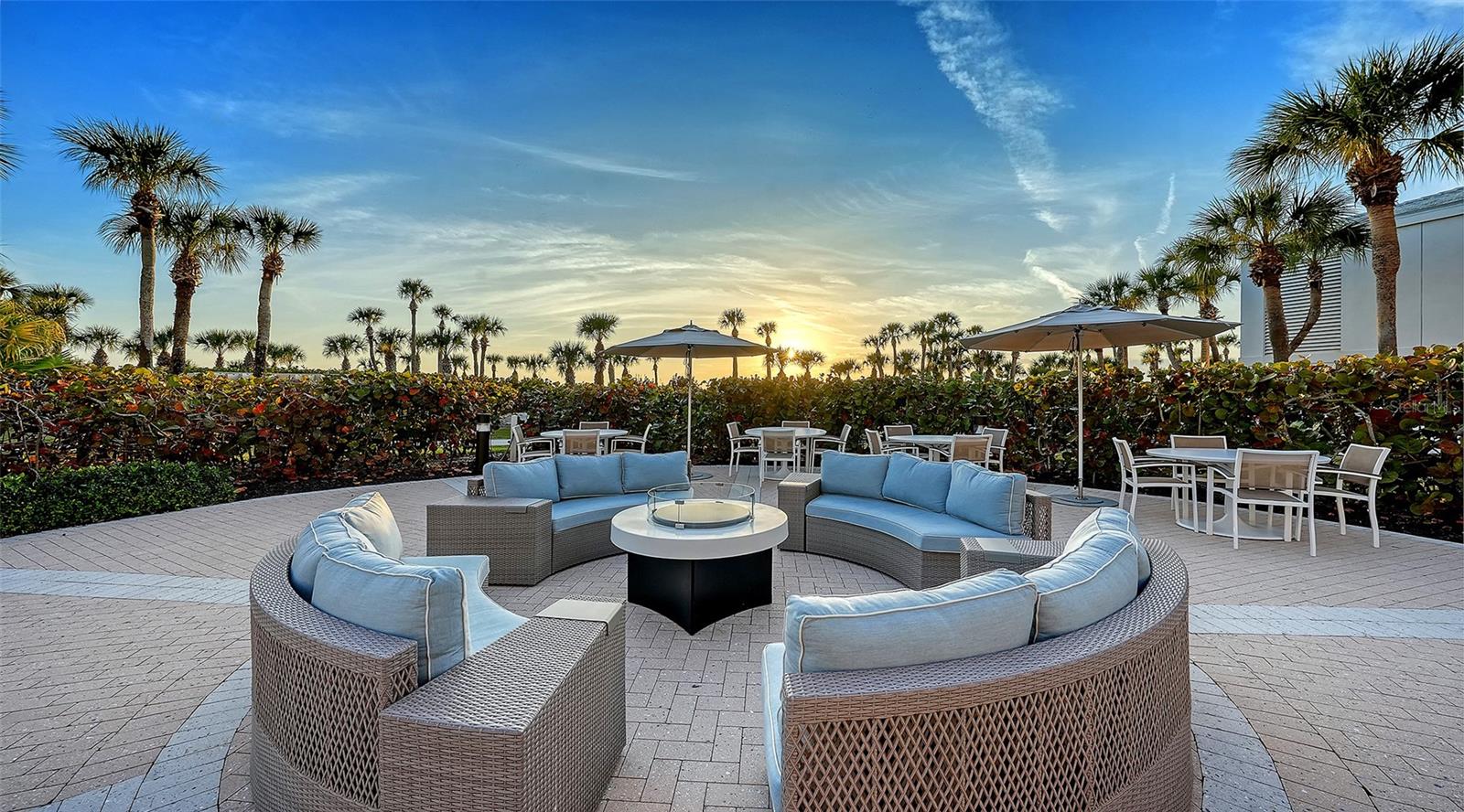 SANCTUARY IV - Residential